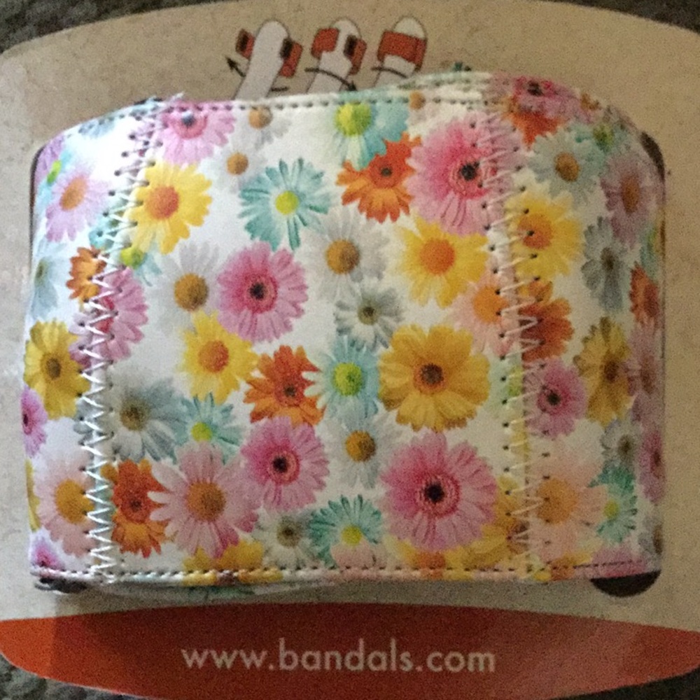 Bandals - Picture 2 of 2